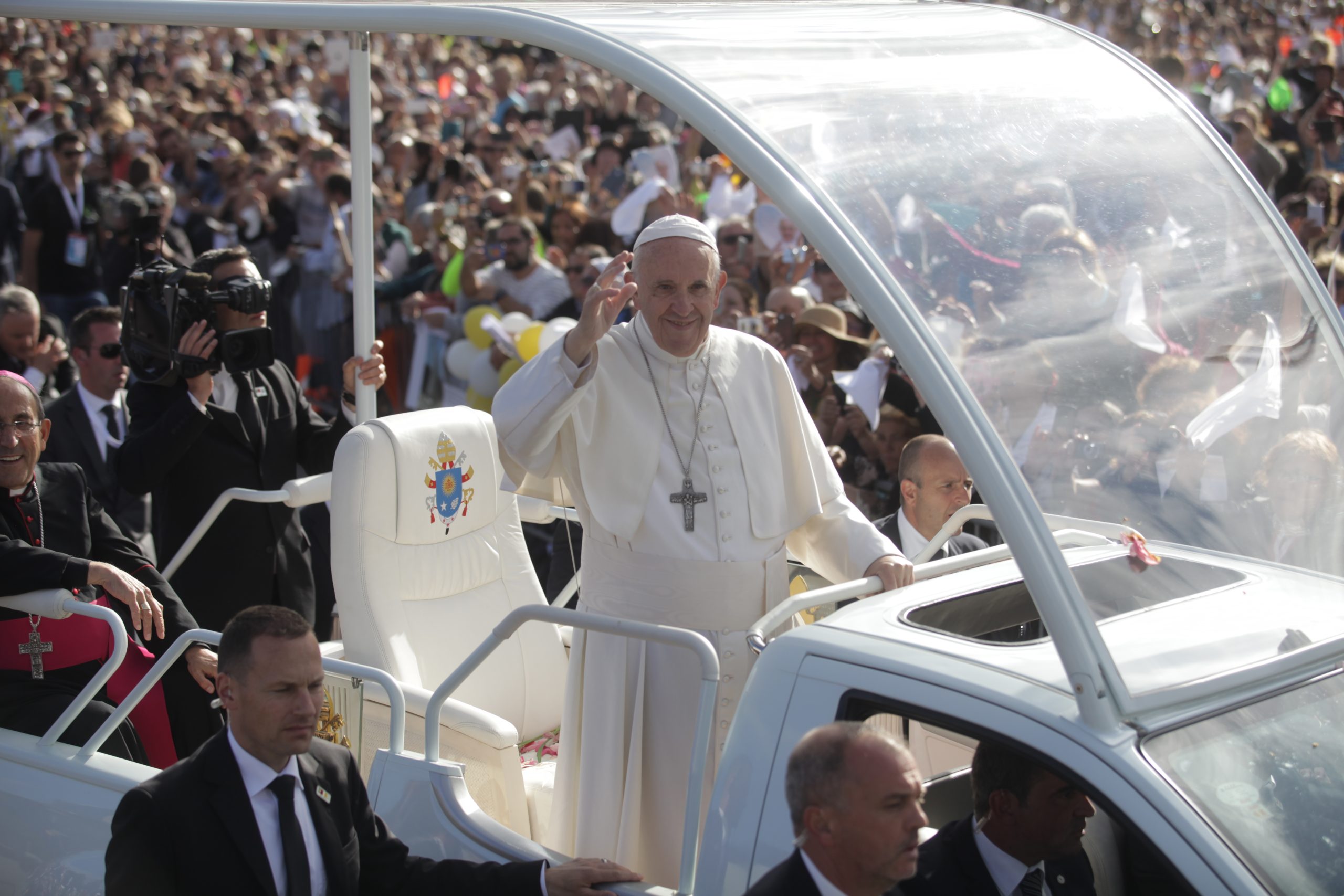 Crónica: a despedida ao Papa Francisco